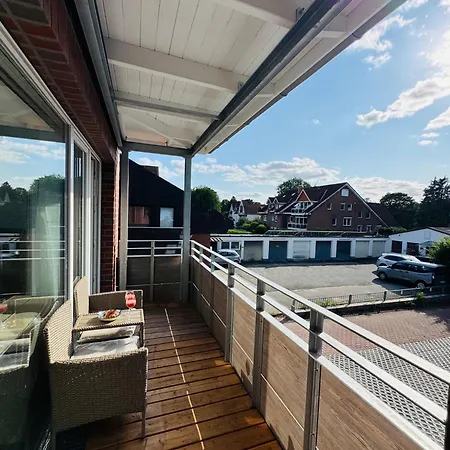 Apartamento Familientraum 10min Zur Ostsee Und Nach Lübeck Zentrum Mit Parkplatz&balkon